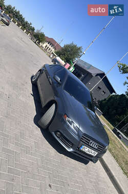 Седан Audi A4 2010 в Ивано-Франковске