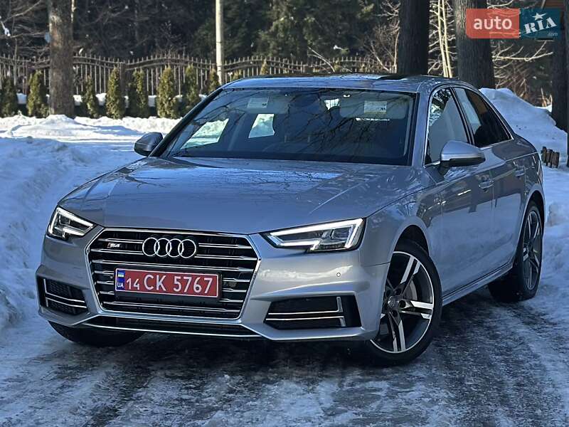 Седан Audi A4 2017 в Дрогобичі