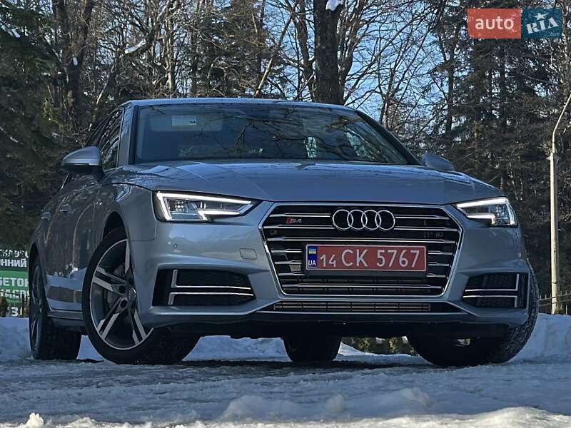 Седан Audi A4 2017 в Дрогобичі
