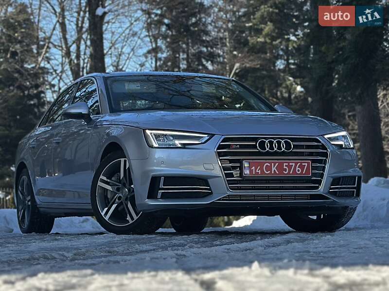 Седан Audi A4 2017 в Дрогобичі