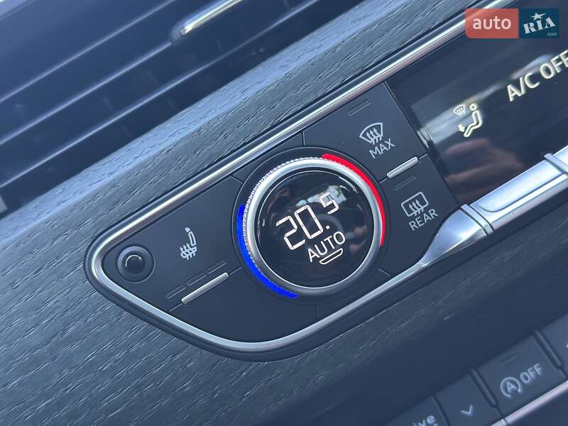 Седан Audi A4 2017 в Дрогобичі