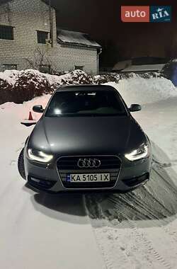 Седан Audi A4 2013 в Києві
