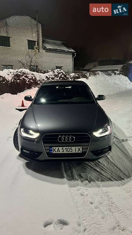 2013 Audi A4, VIN WAUKFAFLXDN045970:plate — фото 1 (autoria)
