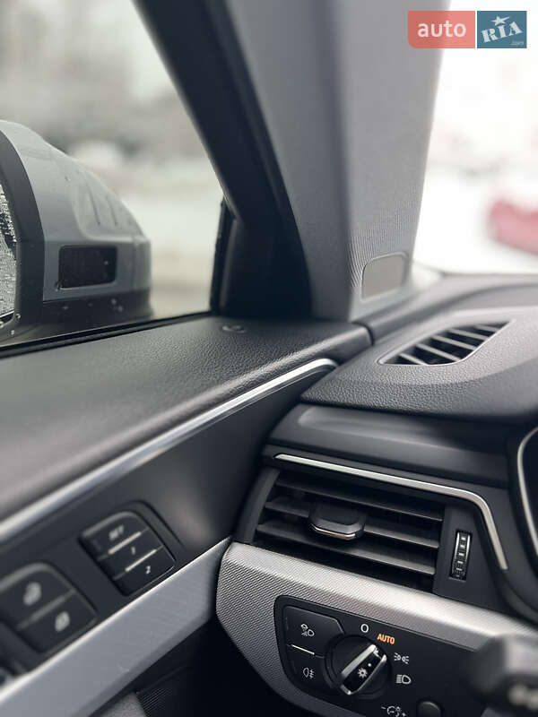 Седан Audi A4 2016 в Івано-Франківську