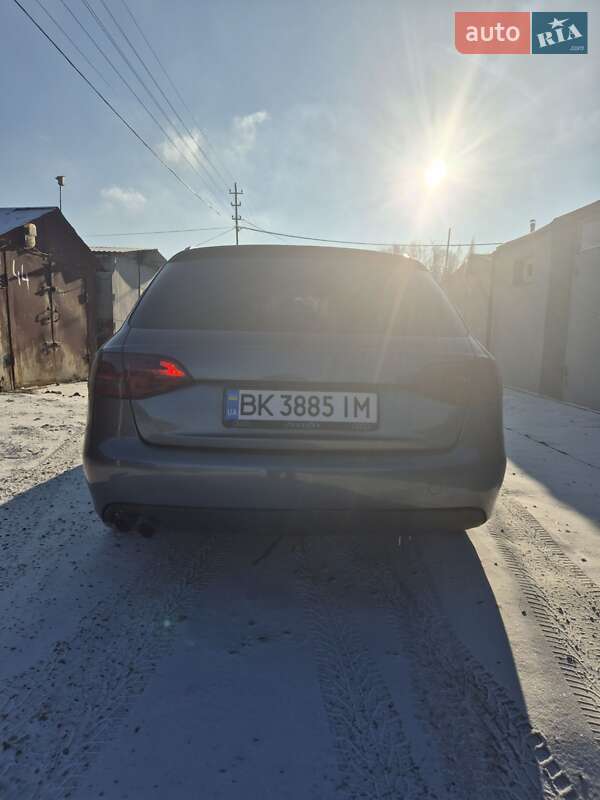 Універсал Audi A4 2011 в Львові