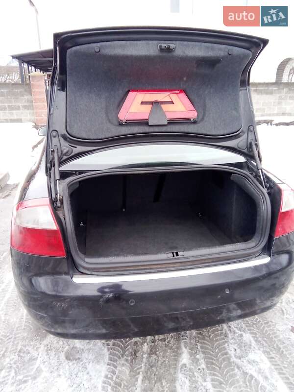 Седан Audi A4 2003 в Вараші фото 6 Седан Audi A4 2003 в Вараші