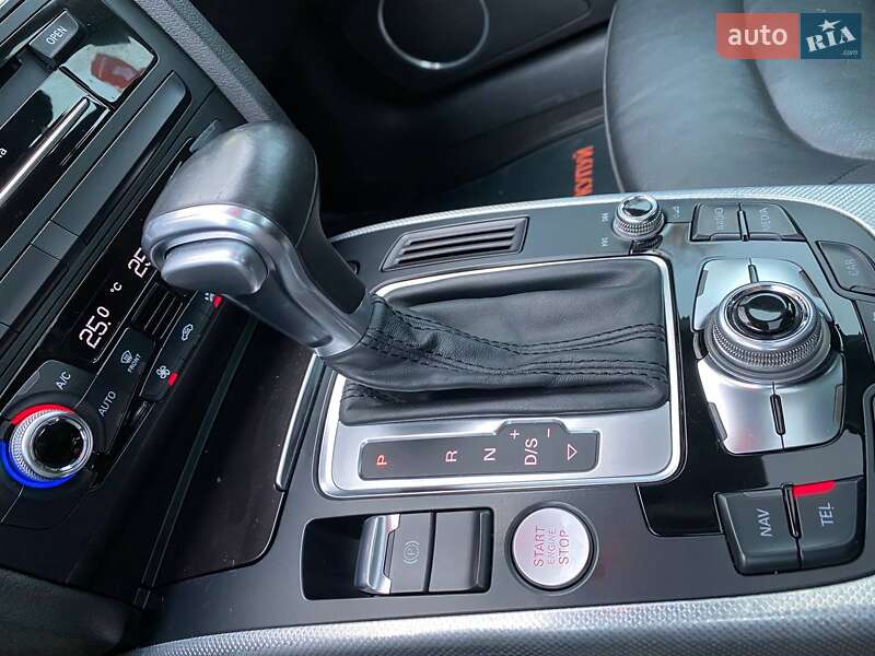 Седан Audi A4 2015 в Хмельницком