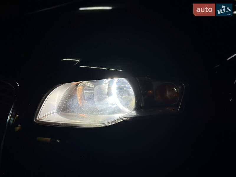 Седан Audi A4 2005 в Днепре