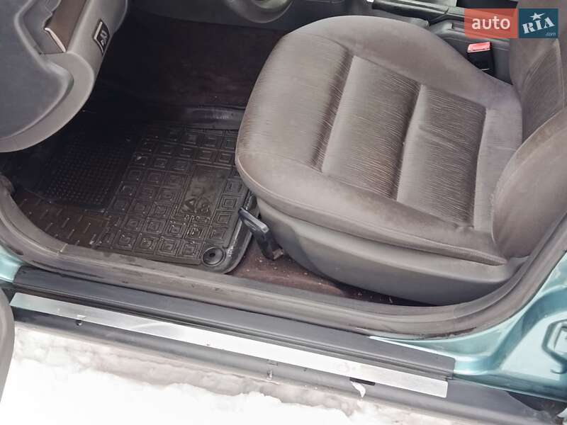 Универсал Audi A4 2001 в Белополье фото 6 Универсал Audi A4 2001 в Белополье