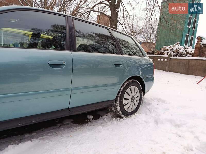 Универсал Audi A4 2001 в Белополье фото 10 Универсал Audi A4 2001 в Белополье