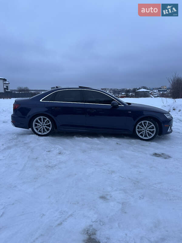 Седан Audi A4 2018 в Львові