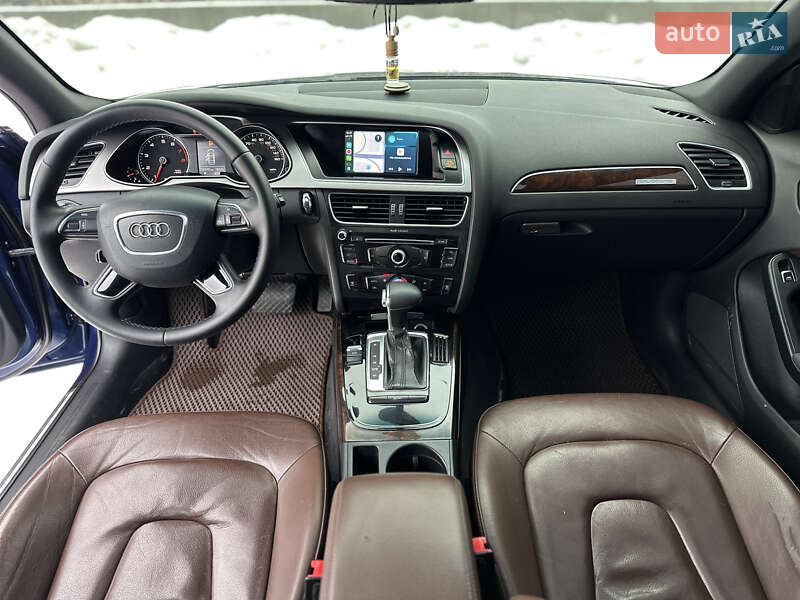 Седан Audi A4 2013 в Киеве