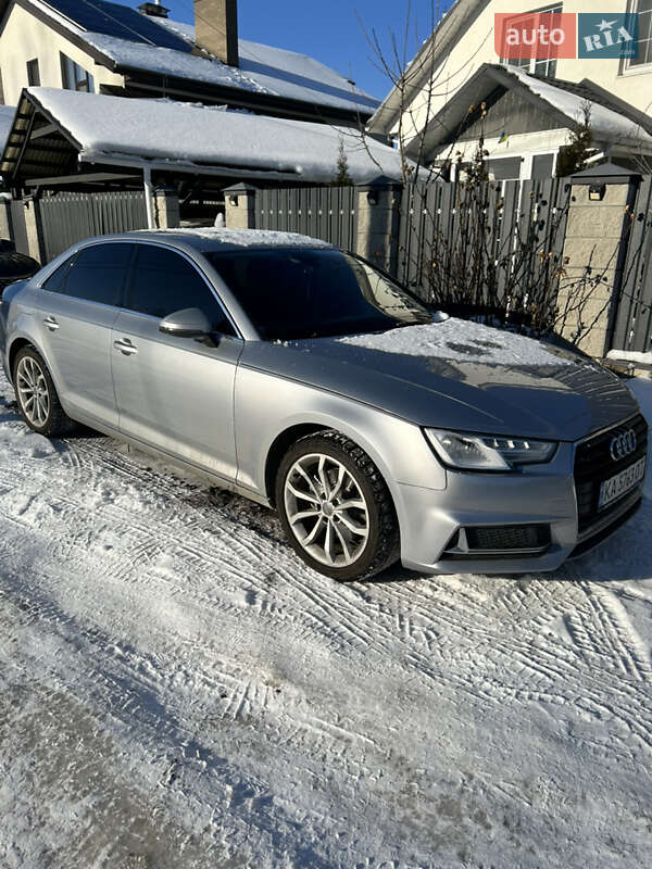 Седан Audi A4 2019 в Києві