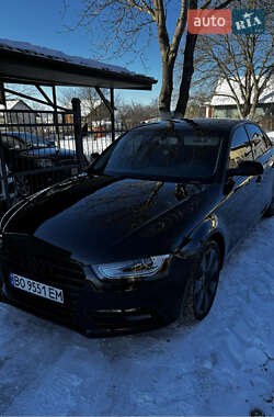 Седан Audi A4 2012 в Тернополе