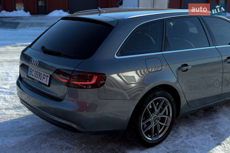 Універсал Audi A4 2012 в Львові