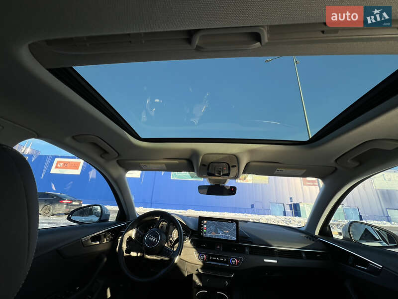 Седан Audi A4 2021 в Виннице