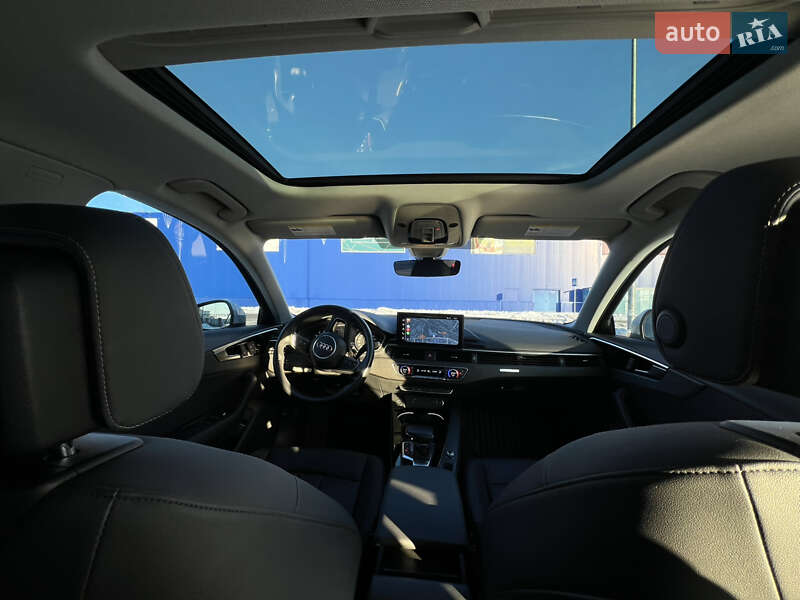 Седан Audi A4 2021 в Виннице
