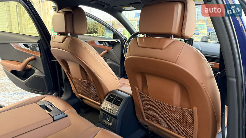 Седан Audi A4 2020 в Дніпрі