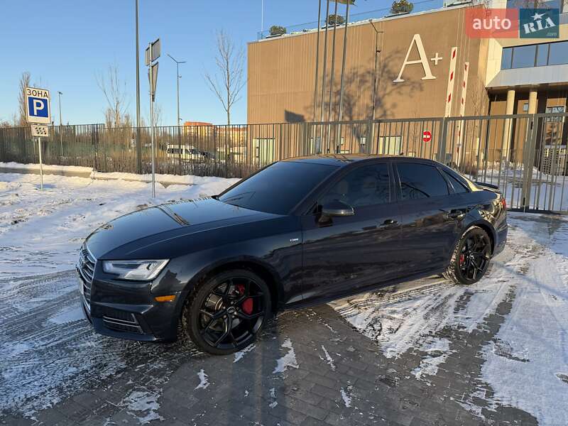 Седан Audi A4 2016 в Киеве