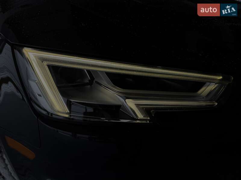 Седан Audi A4 2016 в Киеве