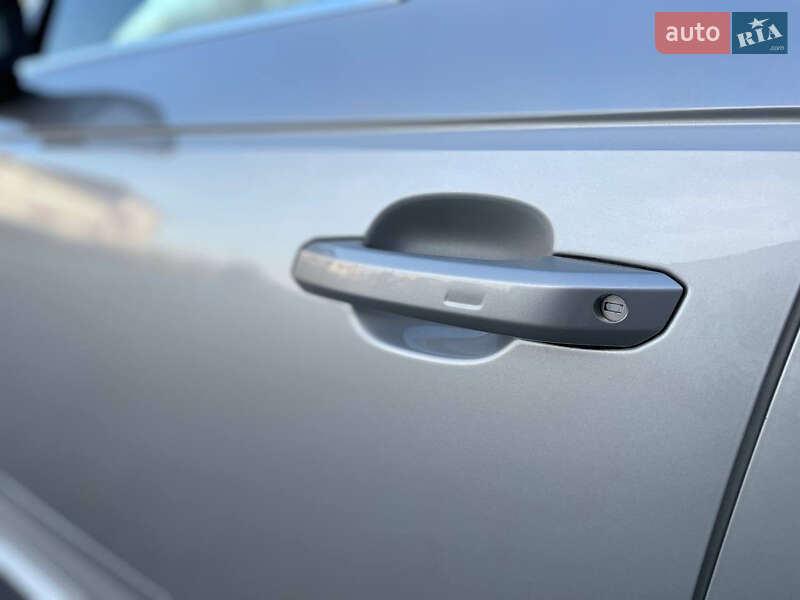 Седан Audi A4 2017 в Луцьку