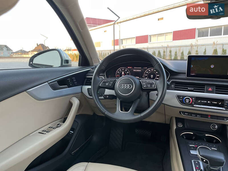 Седан Audi A4 2017 в Луцьку