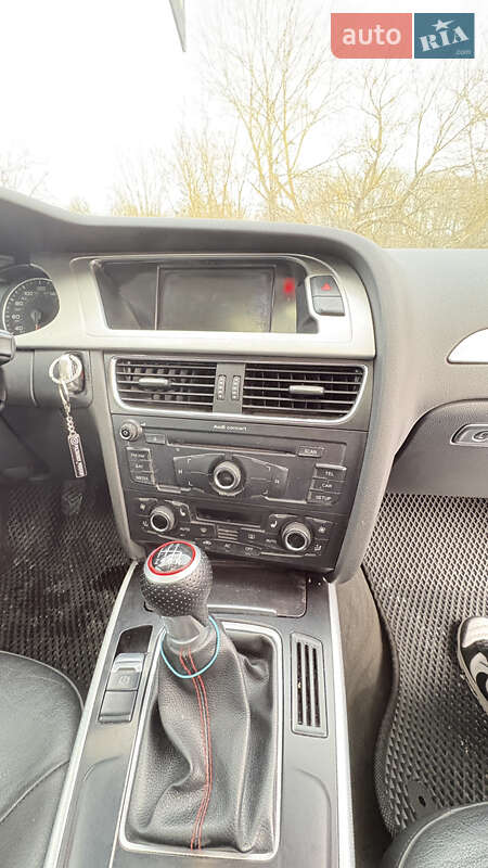 Седан Audi A4 2009 в Диканьці