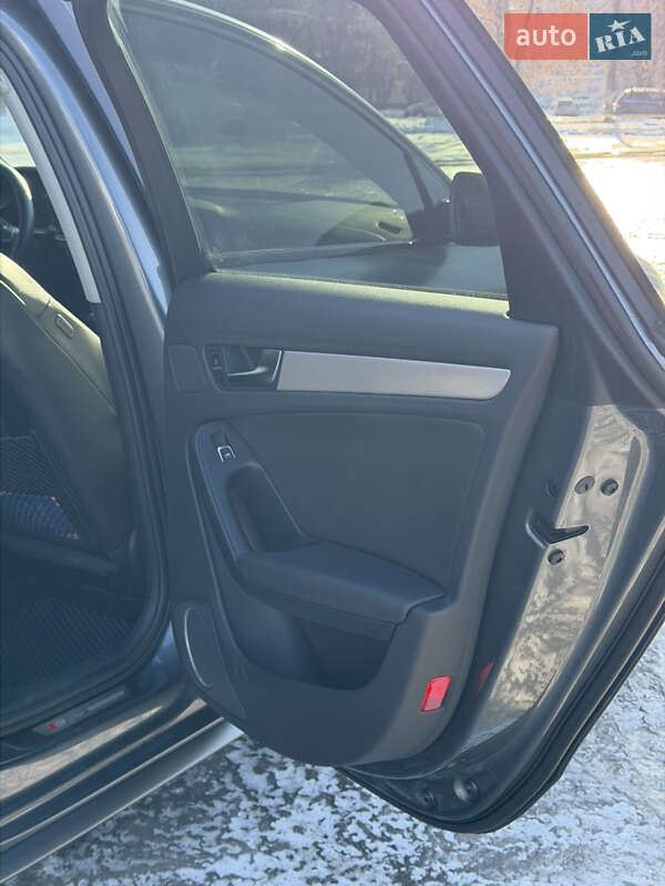 Седан Audi A4 2015 в Броварах