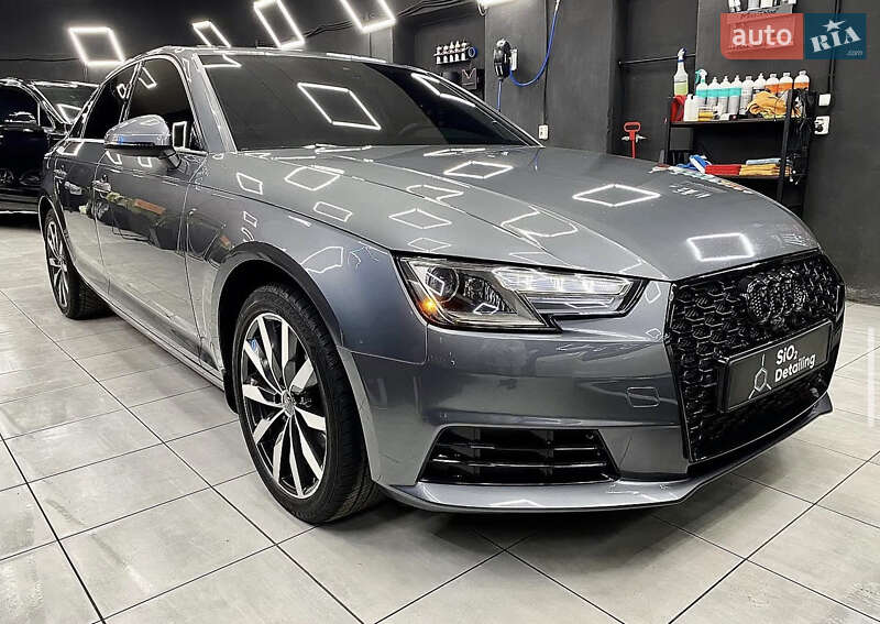 Седан Audi A4 2017 в Одессе