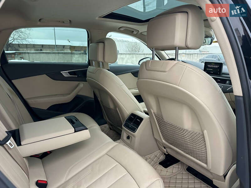 Седан Audi A4 2018 в Києві