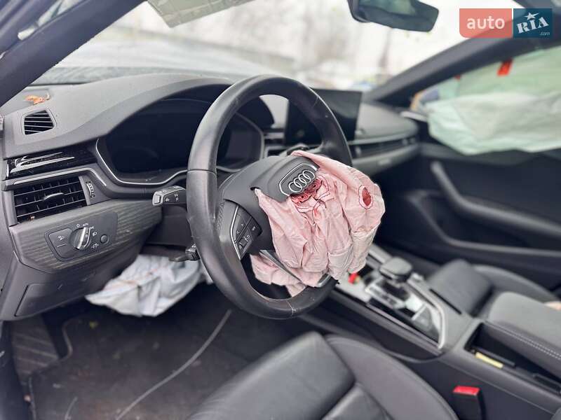 Седан Audi A4 2020 в Києві