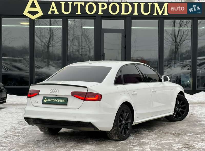 Седан Audi A4 2014 в Києві