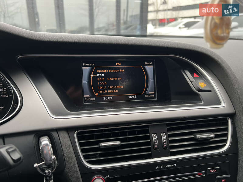 Седан Audi A4 2014 в Києві