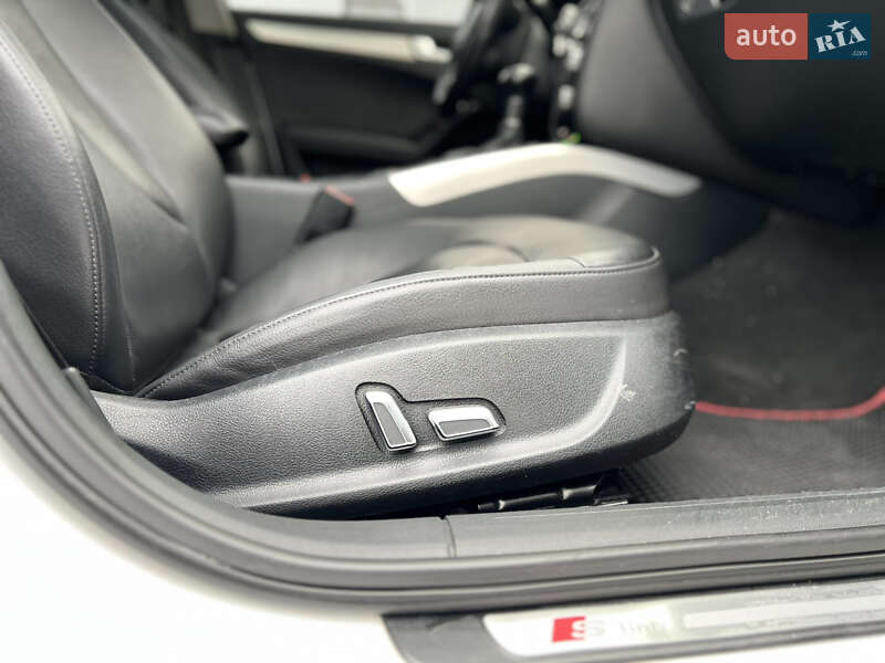 Седан Audi A4 2014 в Києві