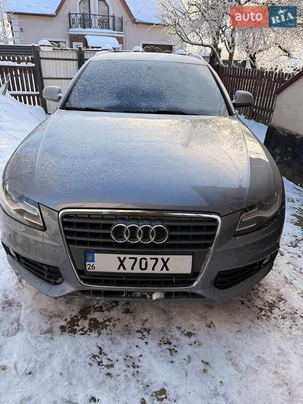 Універсал Audi A4 2010 в Чернівцях