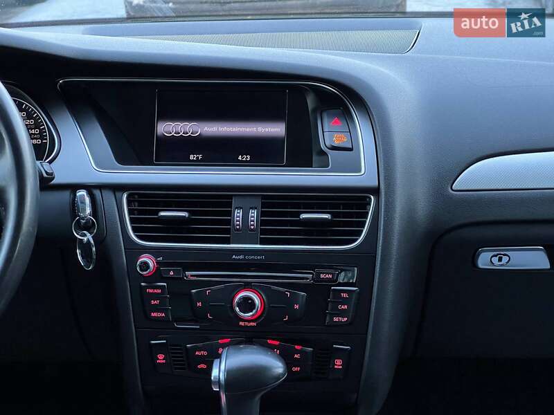 Седан Audi A4 2014 в Івано-Франківську