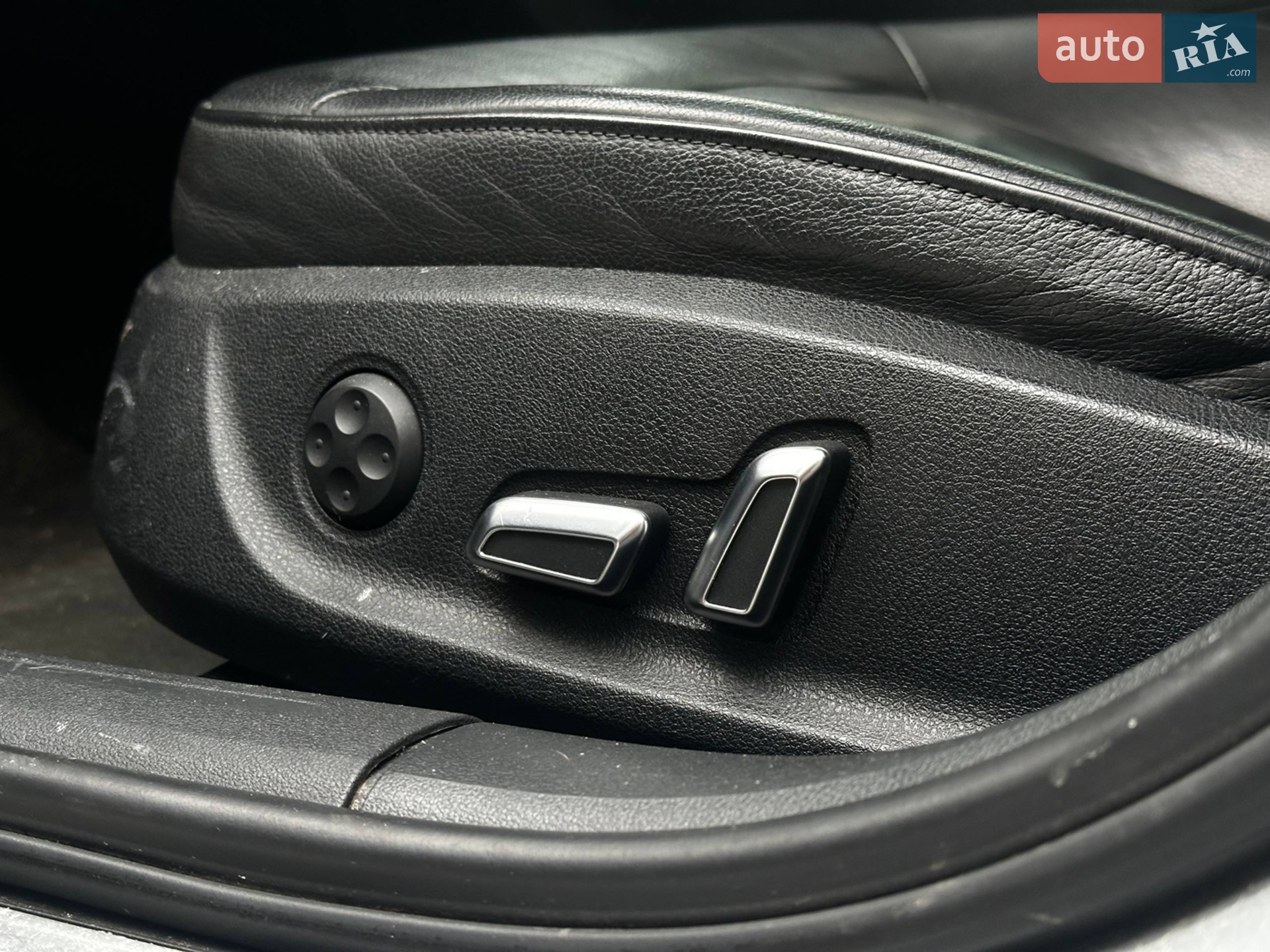 2013 Audi A4 - мініатюра 20