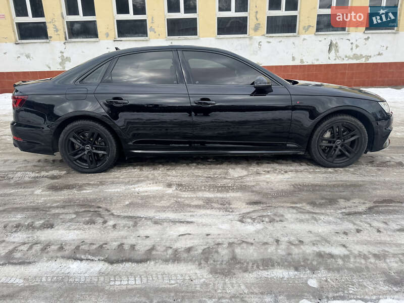 Седан Audi A4 2017 в Львове