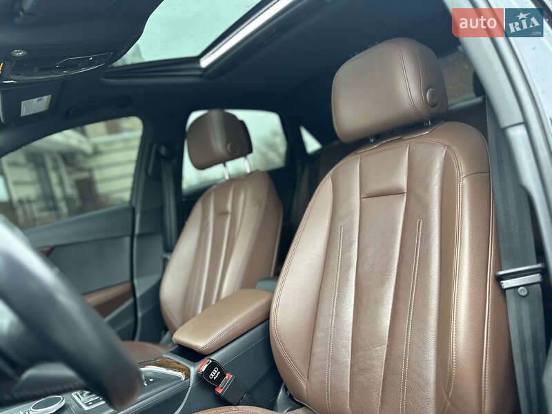 Седан Audi A4 2018 в Шептицькому
