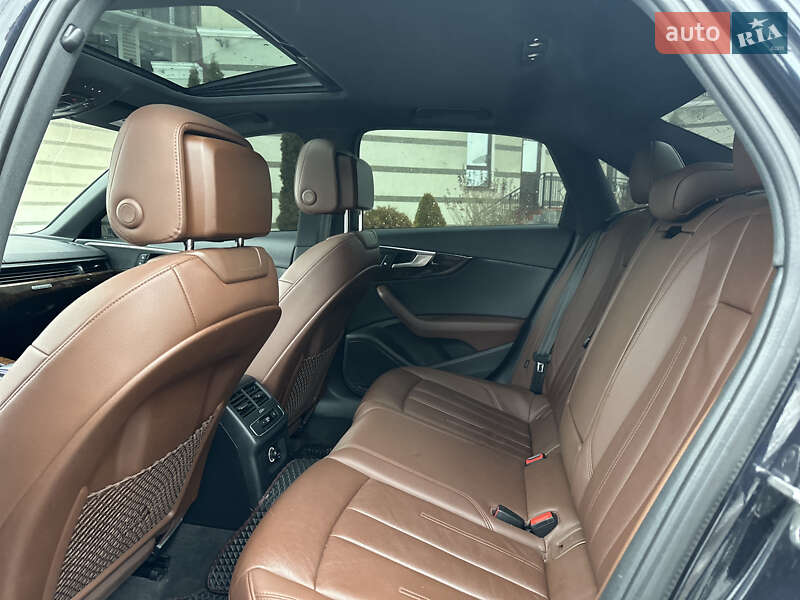 Седан Audi A4 2018 в Шептицькому