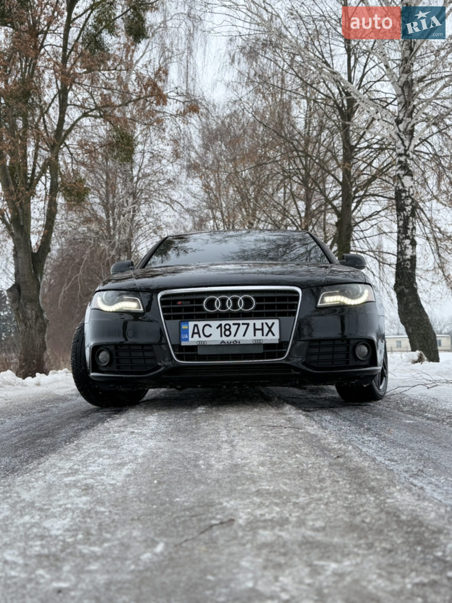 2010 Audi A4 - мініатюра 2
