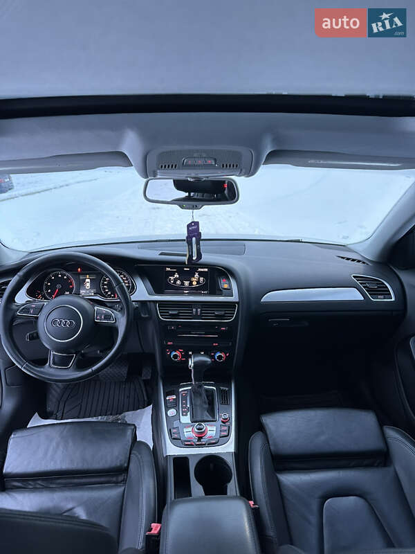 Седан Audi A4 2015 в Вінниці