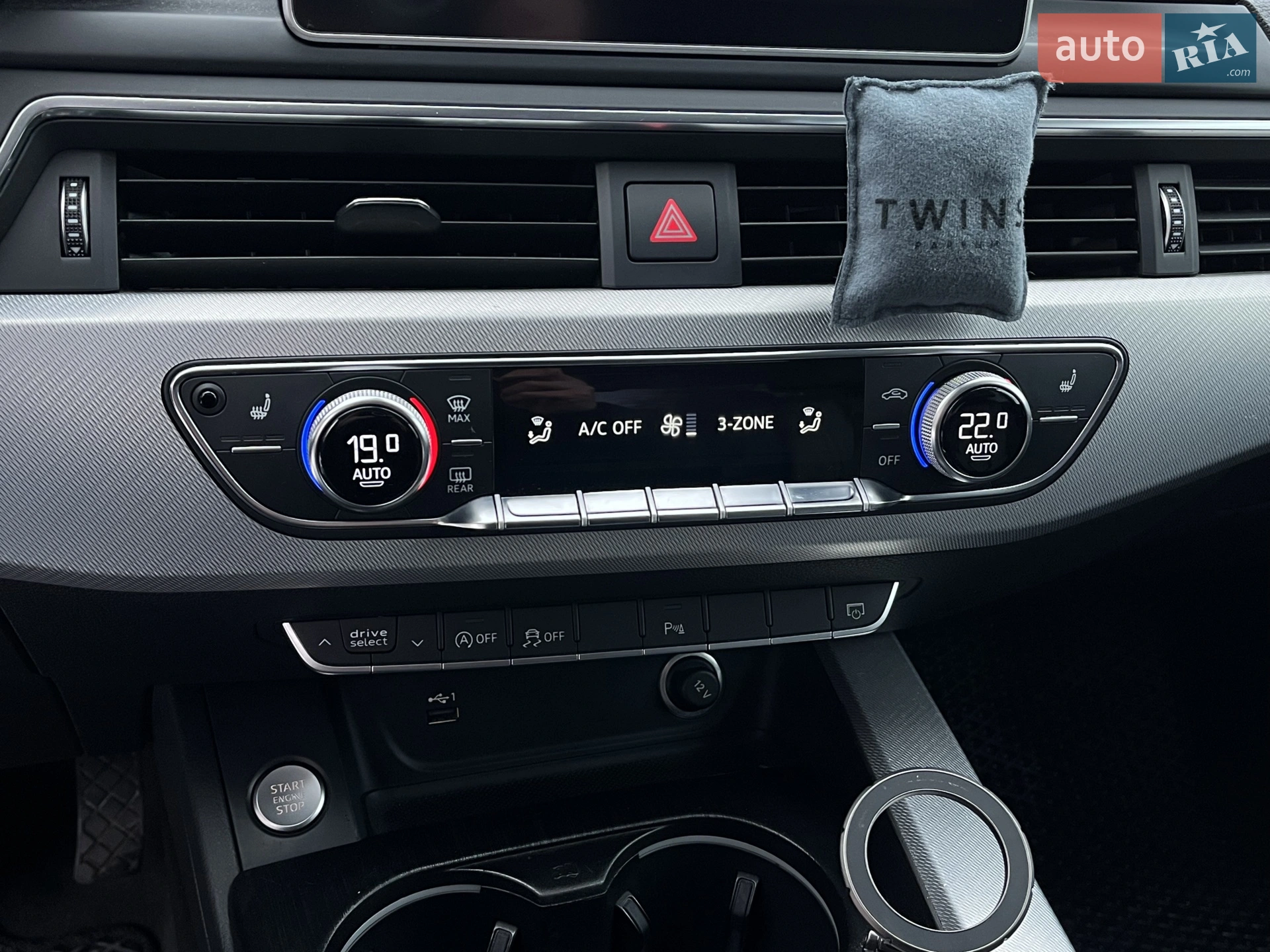2017 Audi A4 - мініатюра 47
