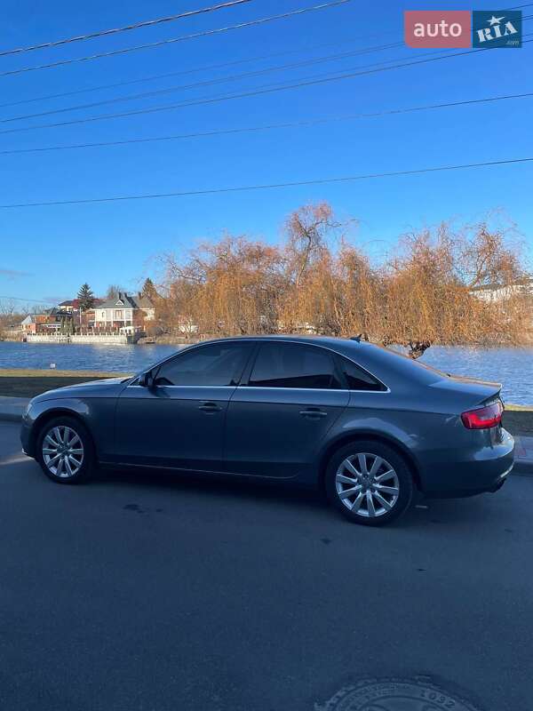 Седан Audi A4 2013 в Білій Церкві