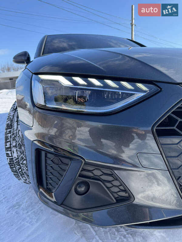 Седан Audi A4 2019 в Харькове