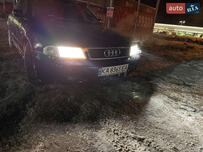 Седан Audi A4 1997 в Києві