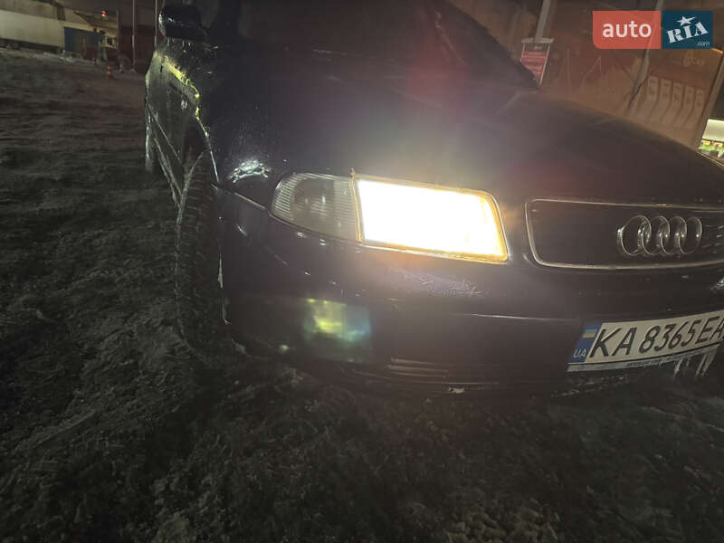 Седан Audi A4 1997 в Києві