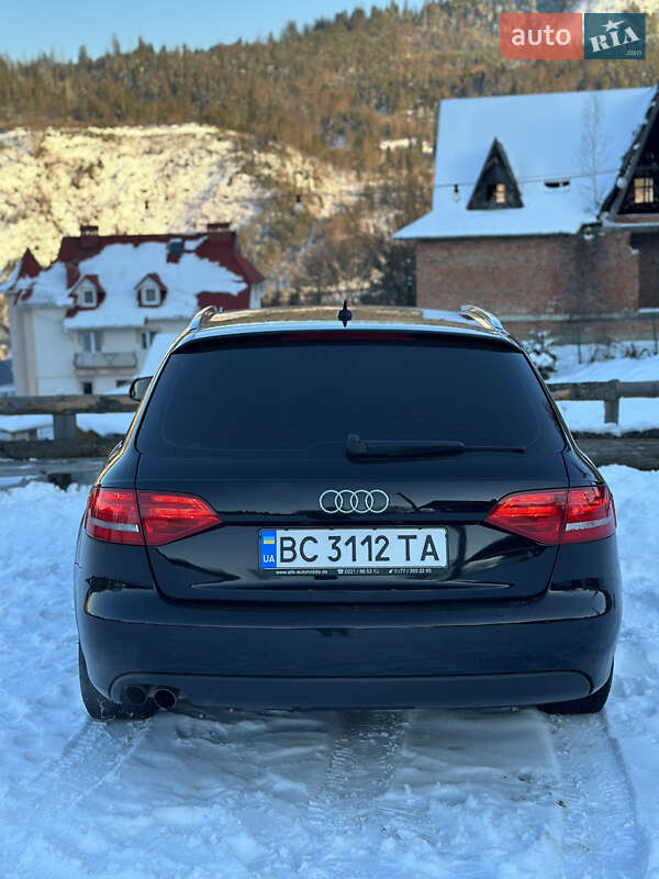 Универсал Audi A4 2009 в Яворове