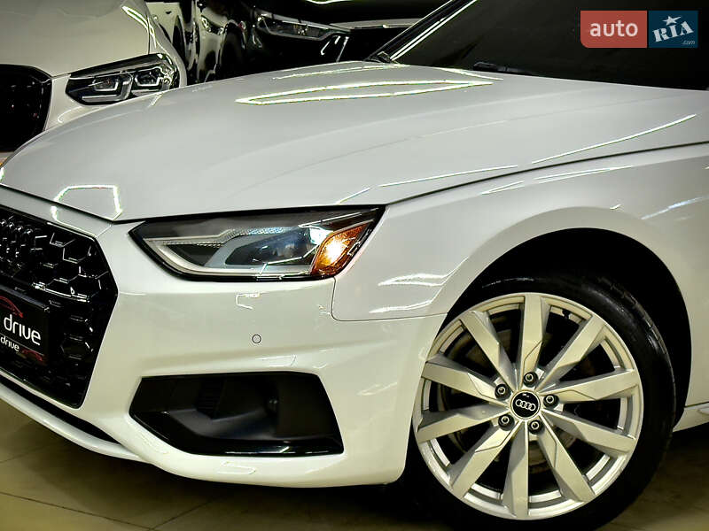 Седан Audi A4 2021 в Миколаєві