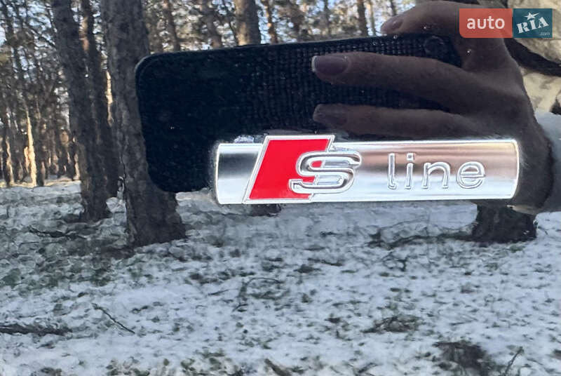 Седан Audi A4 2014 в Миколаєві